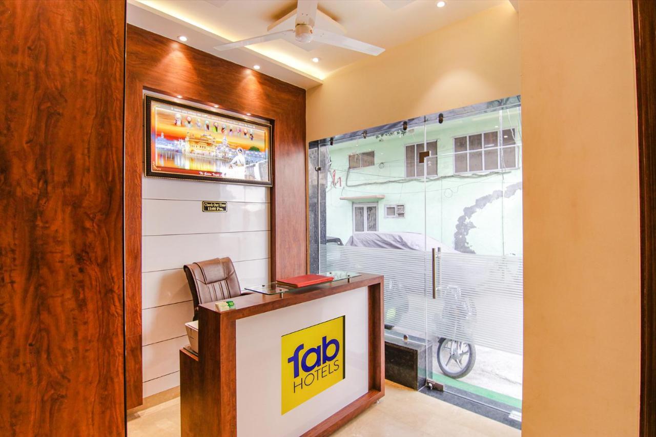 Fabhotel Aryan Grand Amritsar Buitenkant foto