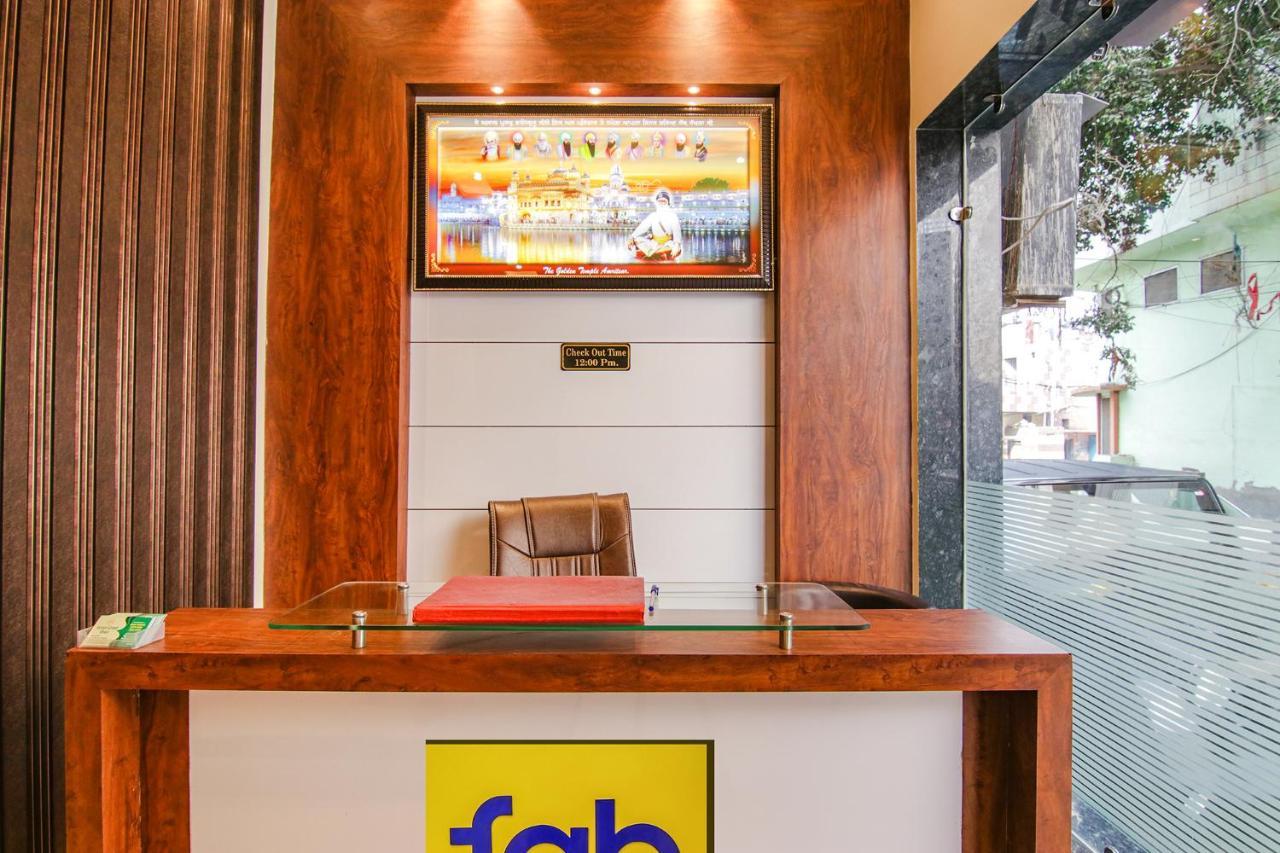 Fabhotel Aryan Grand Amritsar Buitenkant foto