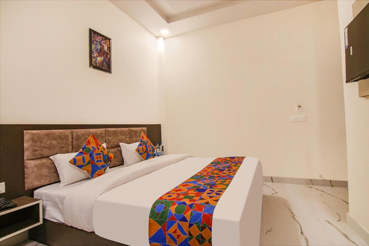 Fabhotel Aryan Grand Amritsar Buitenkant foto